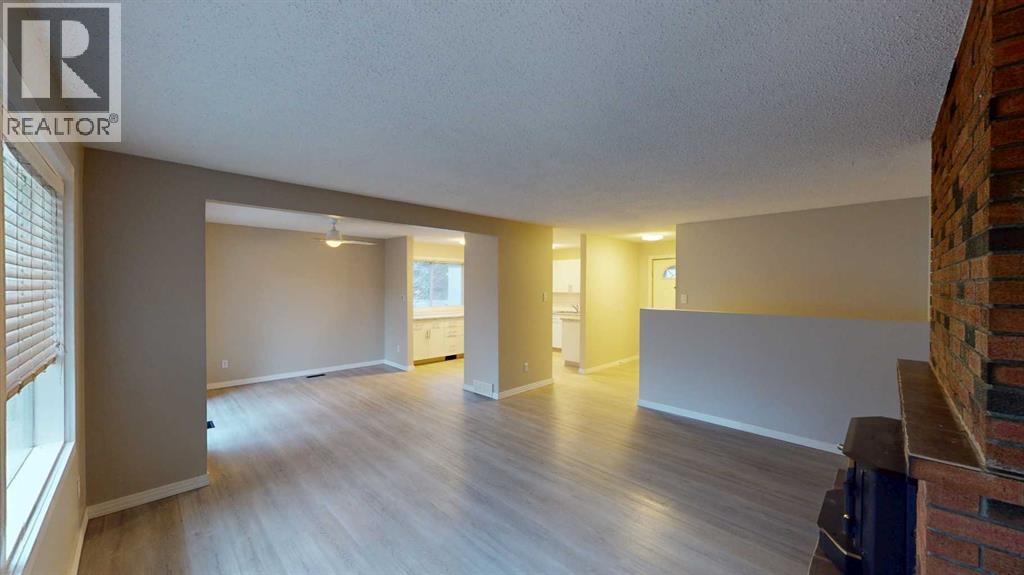 9832 81 Avenue, Grande Prairie, Alberta  T8V 3T1 - Photo 2 - A2259224