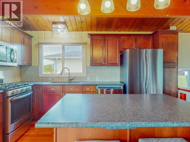 4282 Fernwood Ave, Powell River, British Columbia  V8A 3L1 - Photo 8 - 19103