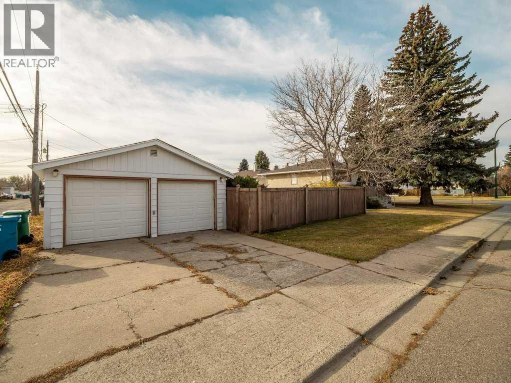 2704 3 Avenue S, Lethbridge, Alberta  T1J 0M6 - Photo 4 - A2268276