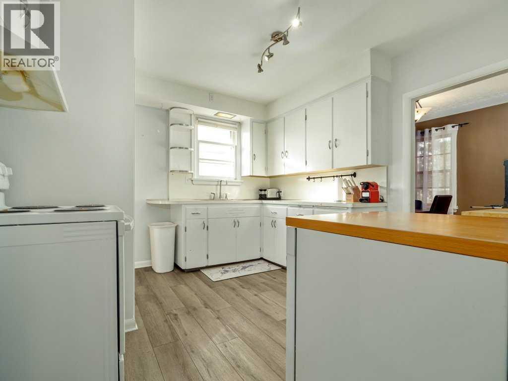 2704 3 Avenue S, Lethbridge, Alberta  T1J 0M6 - Photo 17 - A2268276