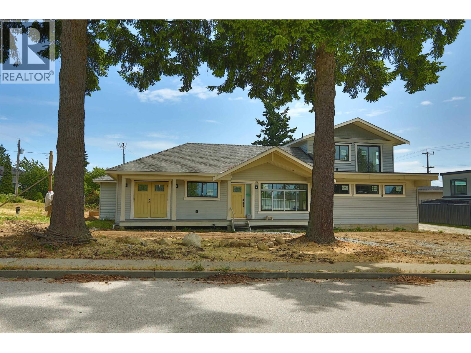 201 FINNIGAN STREET, Coquitlam, British Columbia