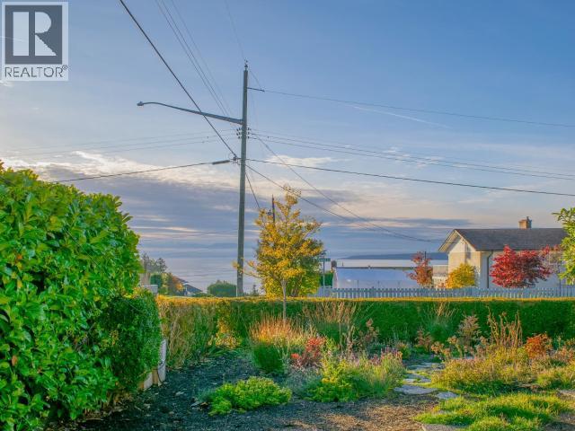 4282 Fernwood Ave, Powell River, British Columbia  V8A 3L1 - Photo 27 - 19103