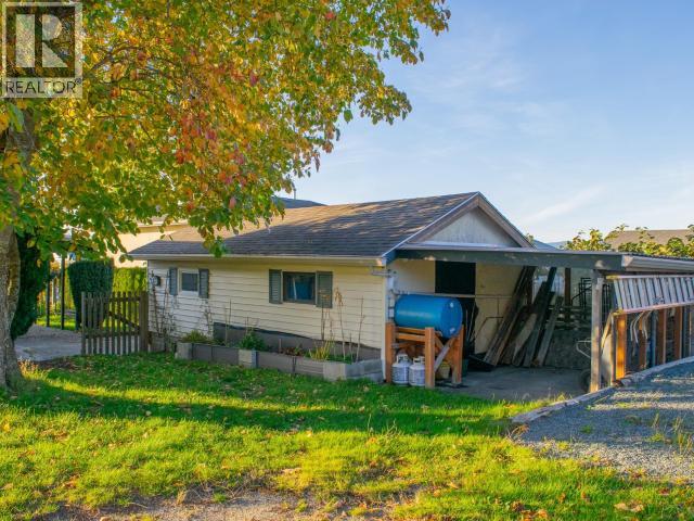 4282 Fernwood Ave, Powell River, British Columbia  V8A 3L1 - Photo 44 - 19103