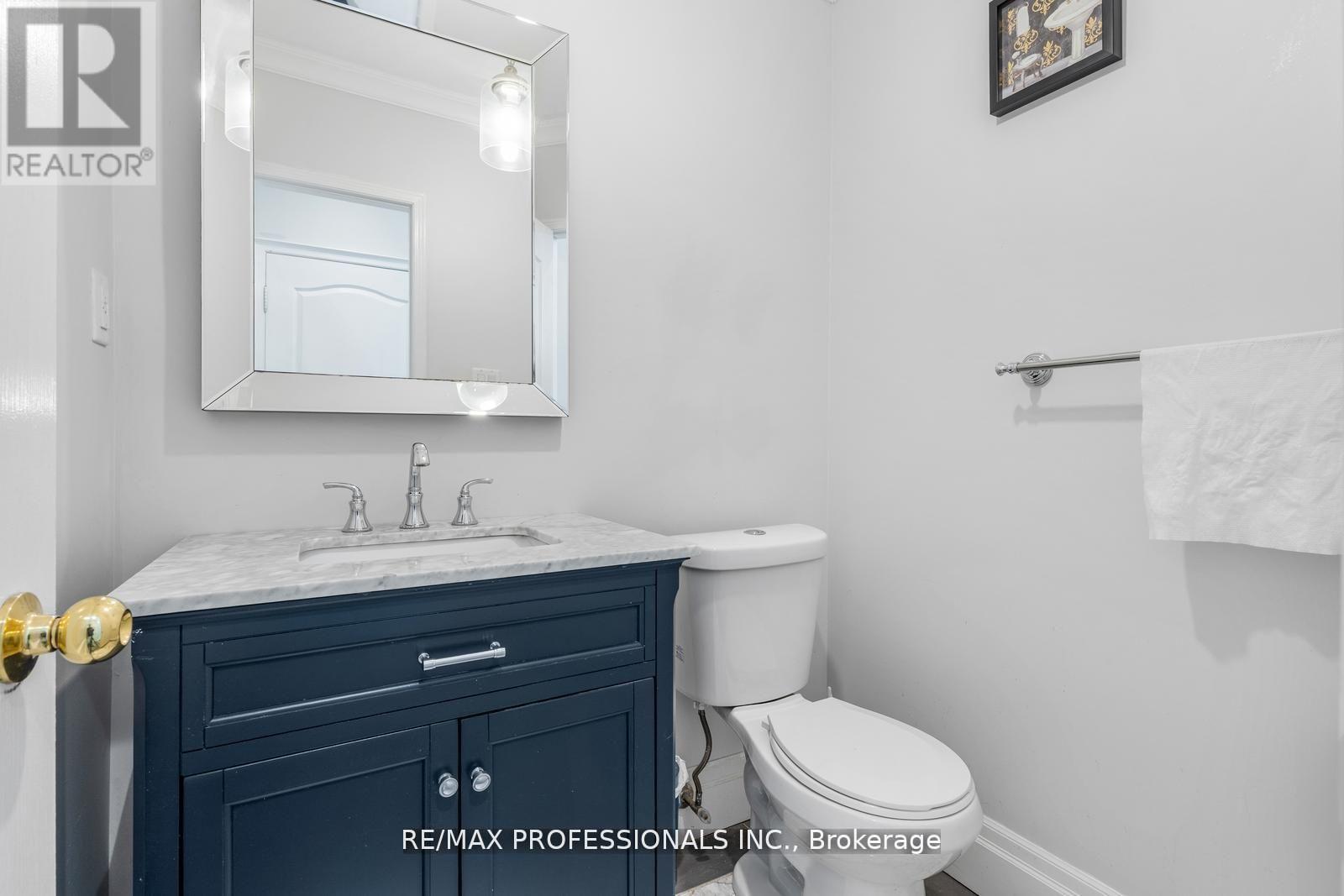 1241 Brillinger Street, Oakville, Ontario  L6M 3T2 - Photo 37 - W12509506