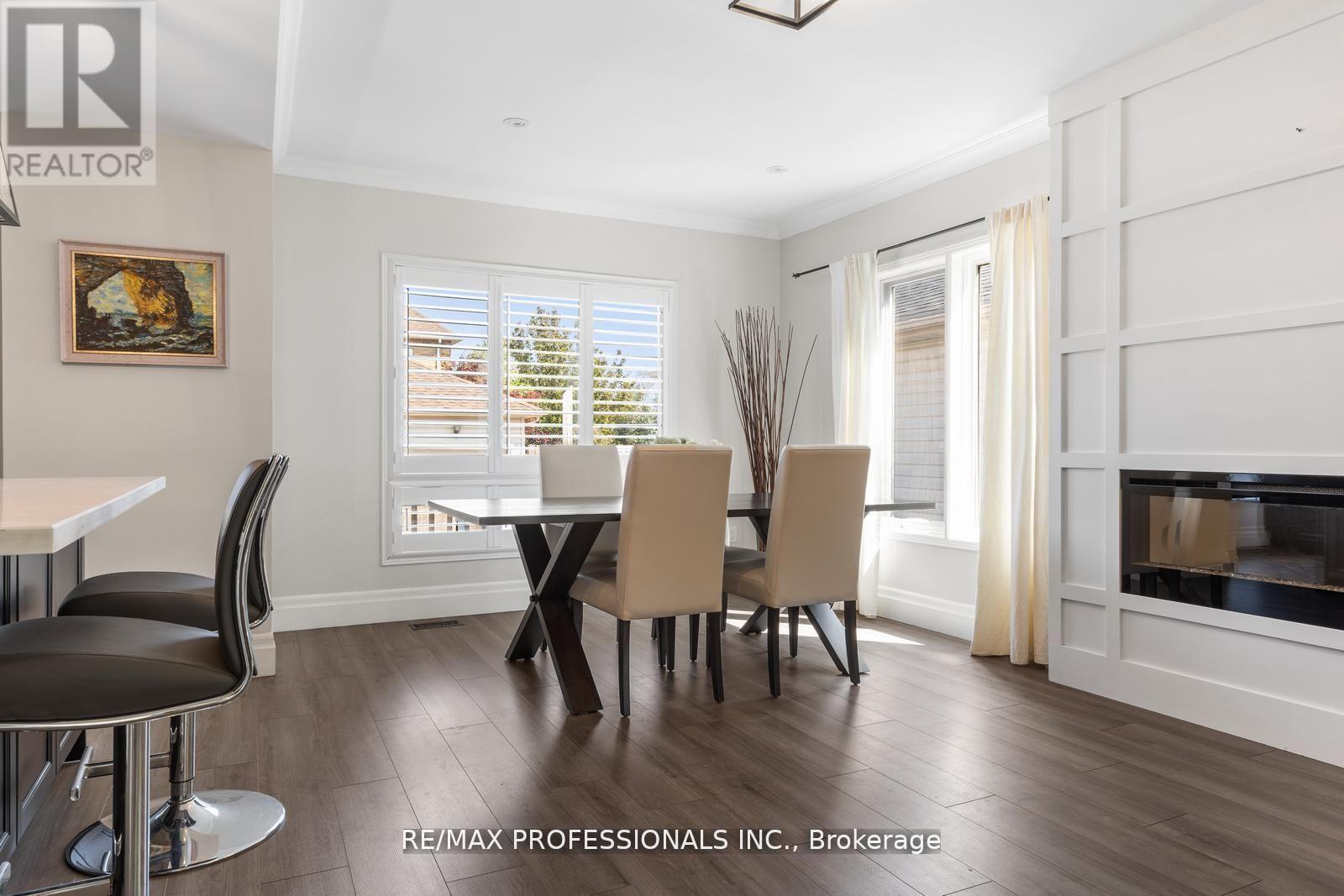 1241 Brillinger Street, Oakville, Ontario  L6M 3T2 - Photo 9 - W12509506