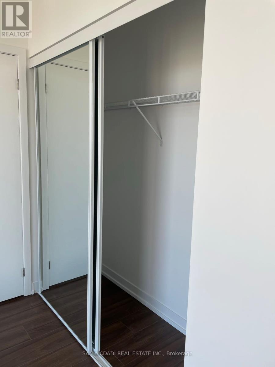 3305 - 4065 Confederation Parkway, Mississauga, Ontario  L5B 0L4 - Photo 9 - W12509548