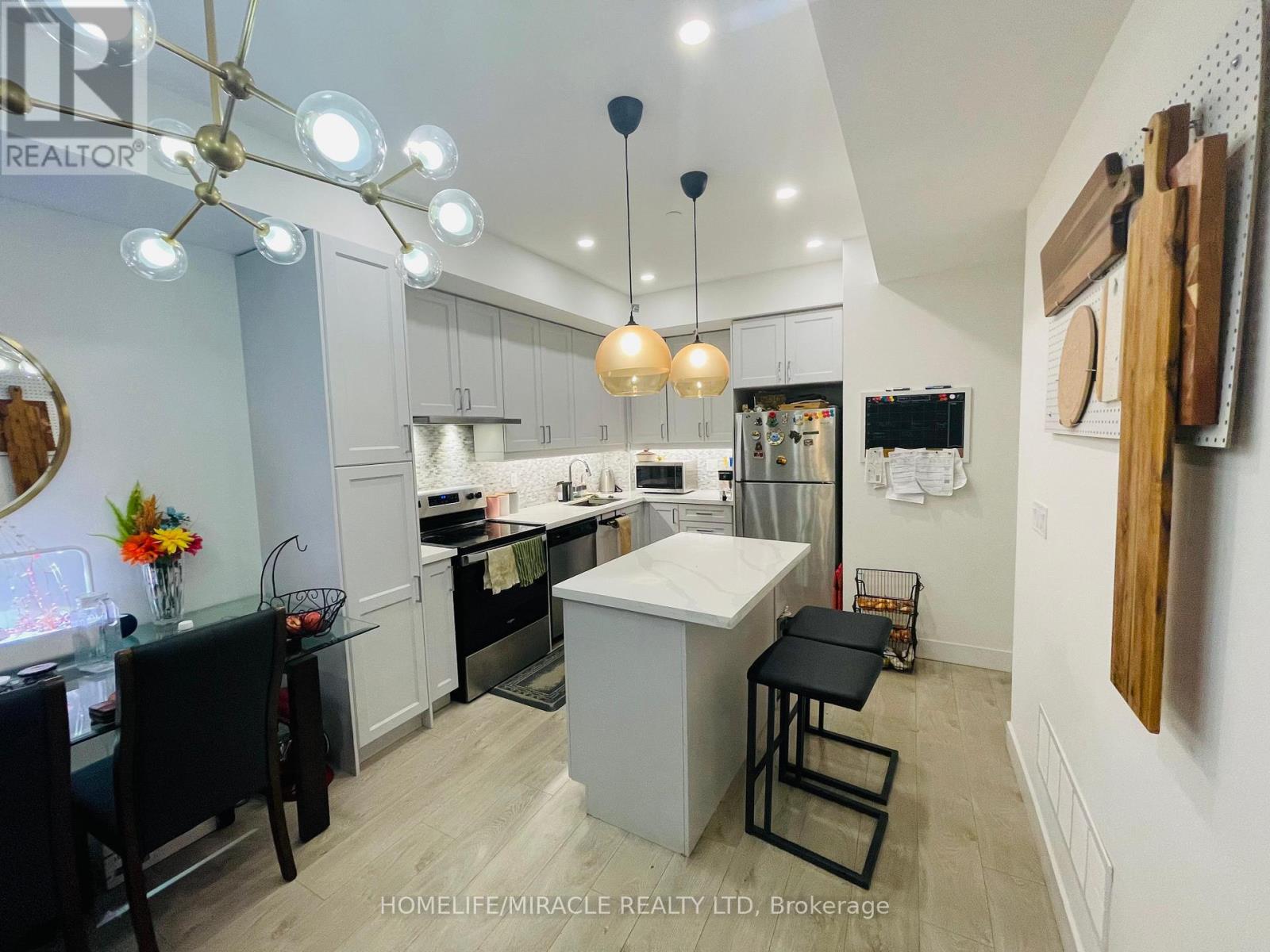 10 - 200 Malta Avenue, Brampton, Ontario  L6Y 6H8 - Photo 10 - W12509556