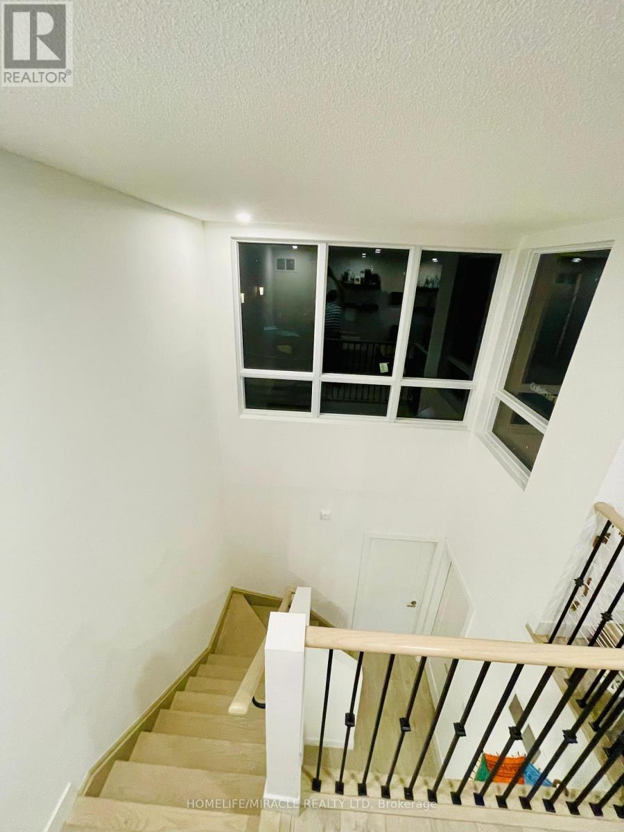 10 - 200 Malta Avenue, Brampton, Ontario  L6Y 6H8 - Photo 5 - W12509556