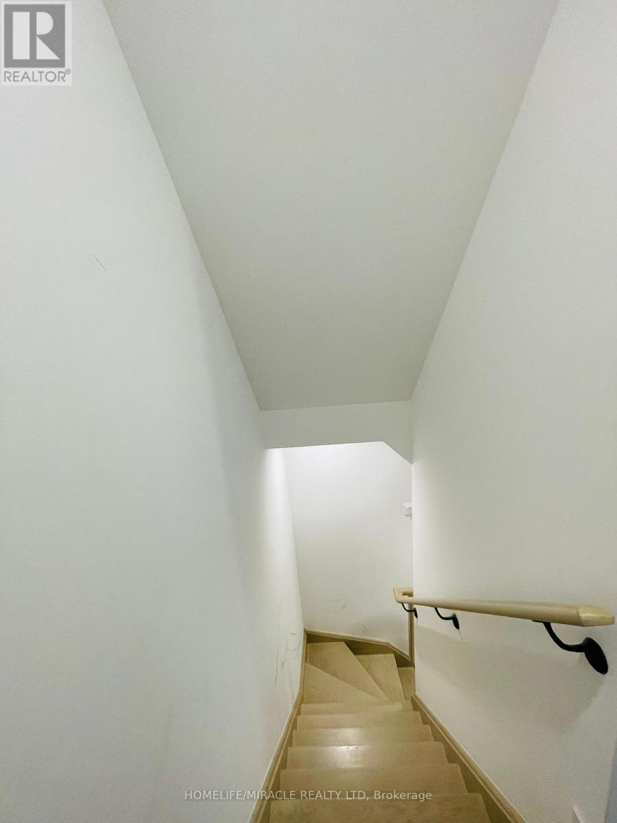 10 - 200 Malta Avenue, Brampton, Ontario  L6Y 6H8 - Photo 8 - W12509556