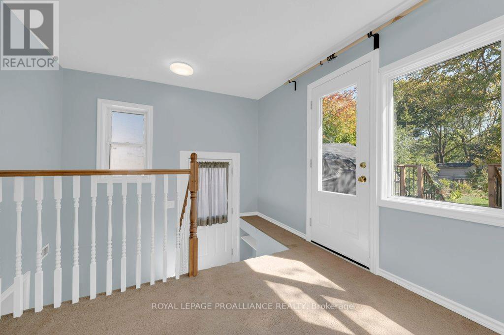 9 Wilkins Street, Belleville (Belleville Ward), Ontario  K8P 1P2 - Photo 18 - X12509838