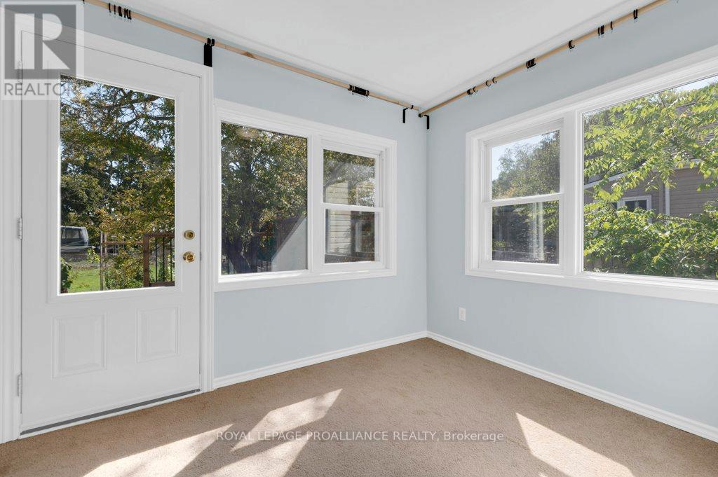 9 Wilkins Street, Belleville (Belleville Ward), Ontario  K8P 1P2 - Photo 19 - X12509838