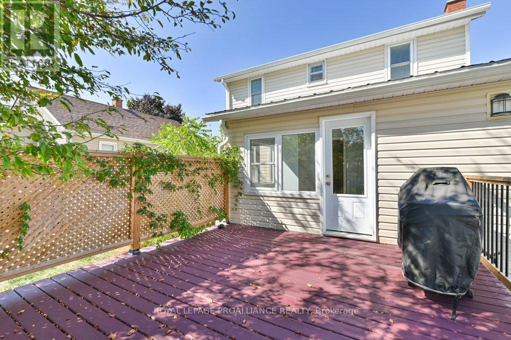 9 Wilkins Street, Belleville (Belleville Ward), Ontario  K8P 1P2 - Photo 27 - X12509838