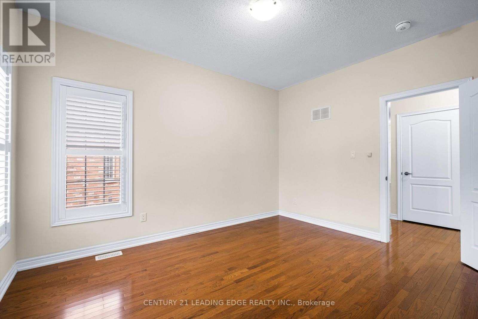 35 Lobelia Street, Brampton, Ontario  L6R 3Z6 - Photo 17 - W12509580