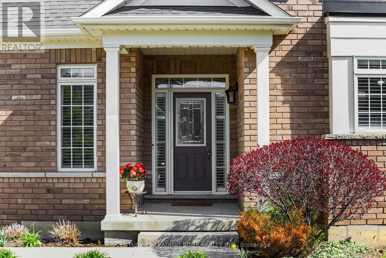 35 Lobelia Street, Brampton, Ontario  L6R 3Z6 - Photo 48 - W12509580