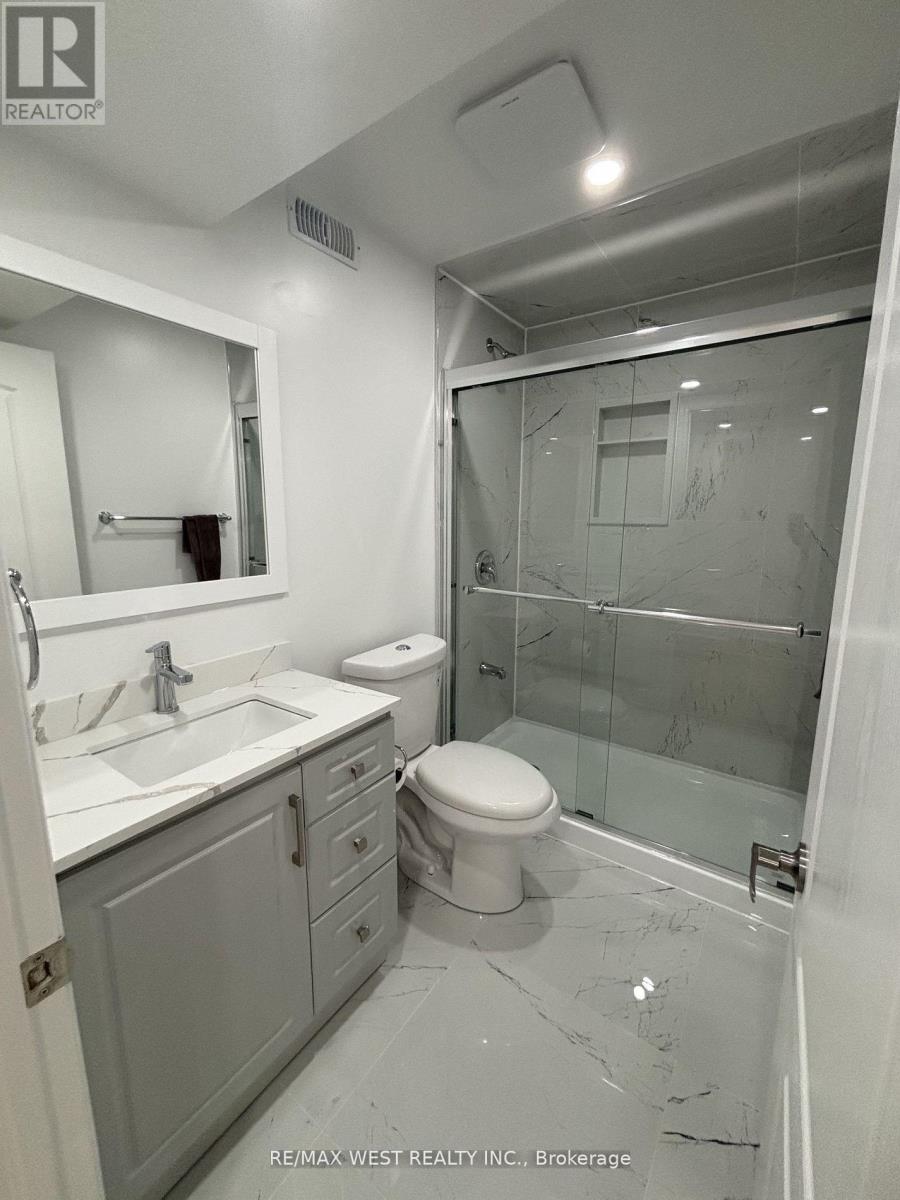 Basement Unit - 7 Locomotive Crescent, Brampton, Ontario  L7A 0S5 - Photo 11 - W12509586