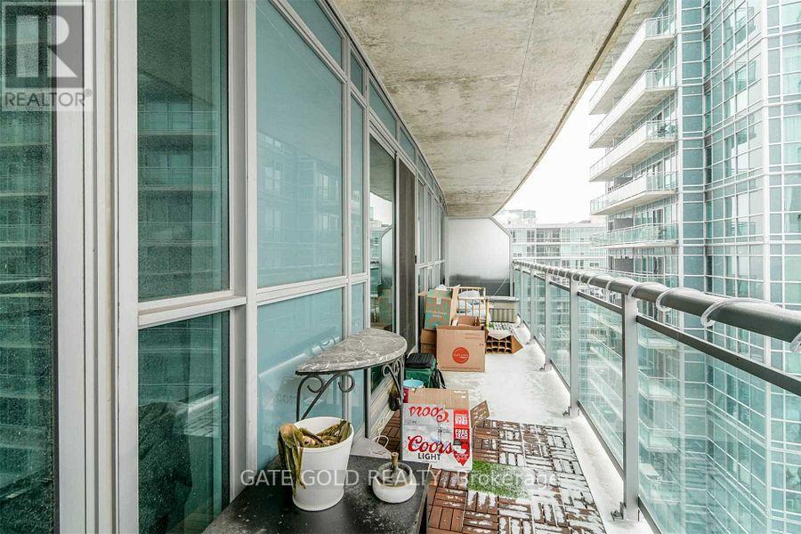 2101 - 155 Legion Road N, Toronto, Ontario  M8Y 0A7 - Photo 11 - W12509596