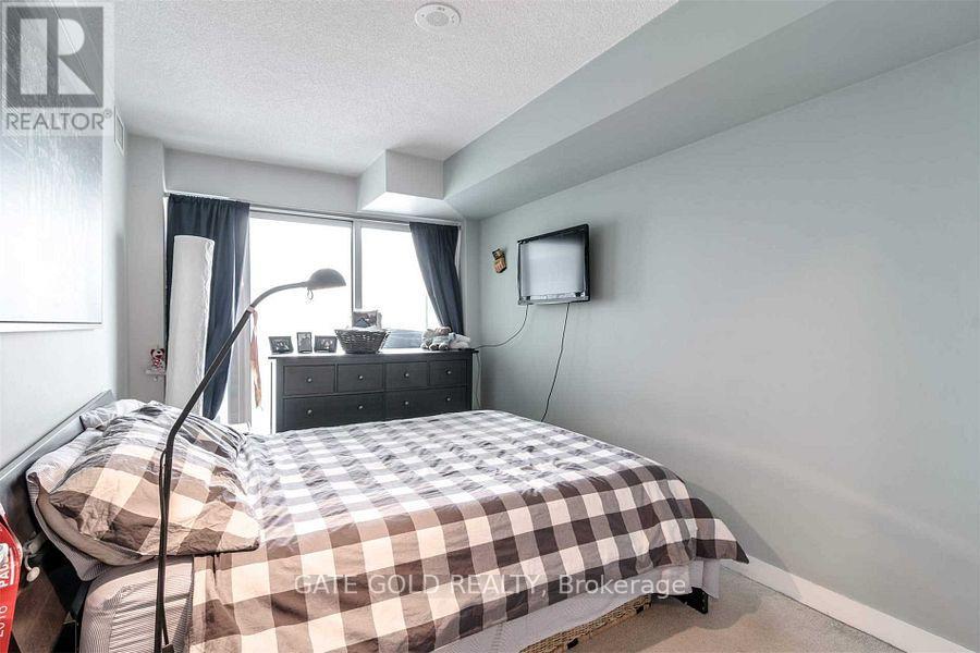 2101 - 155 Legion Road N, Toronto, Ontario  M8Y 0A7 - Photo 9 - W12509596