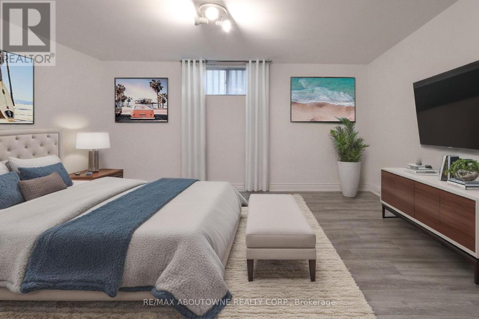 Basement - 34 Glenmanor Drive, Oakville, Ontario  L6K 2B4 - Photo 9 - W12509616