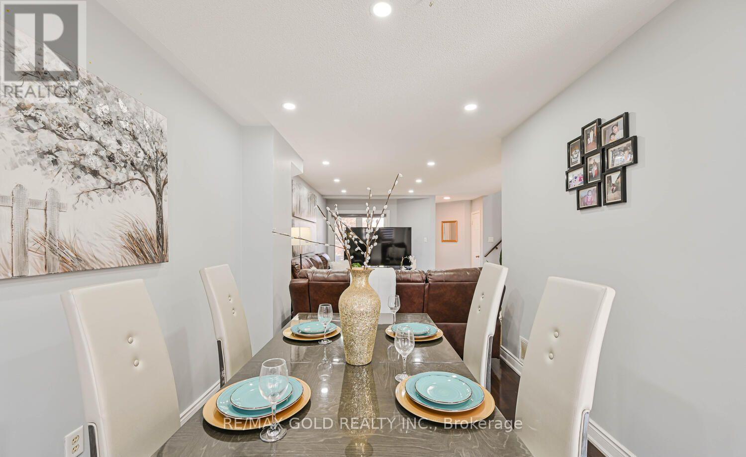 101 Beaconsfield Avenue, Brampton, Ontario  L6Y 4R6 - Photo 10 - W12509626