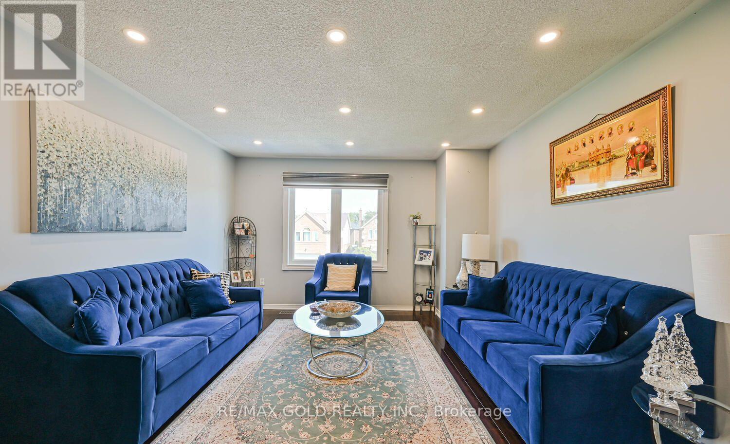 101 Beaconsfield Avenue, Brampton, Ontario  L6Y 4R6 - Photo 20 - W12509626