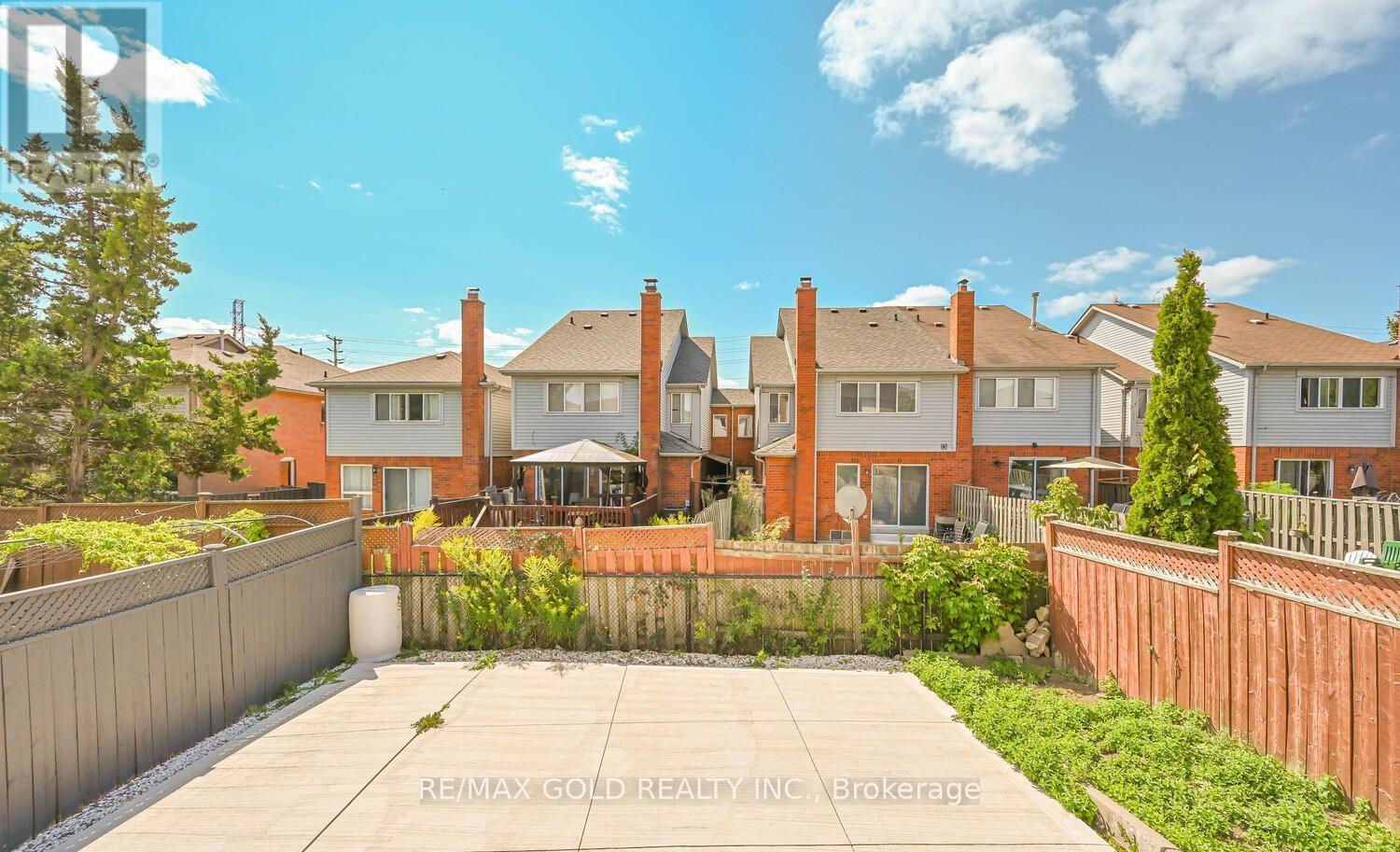 101 Beaconsfield Avenue, Brampton, Ontario  L6Y 4R6 - Photo 44 - W12509626