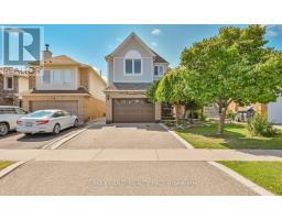 101 BEACONSFIELD AVENUE, Brampton, Ontario