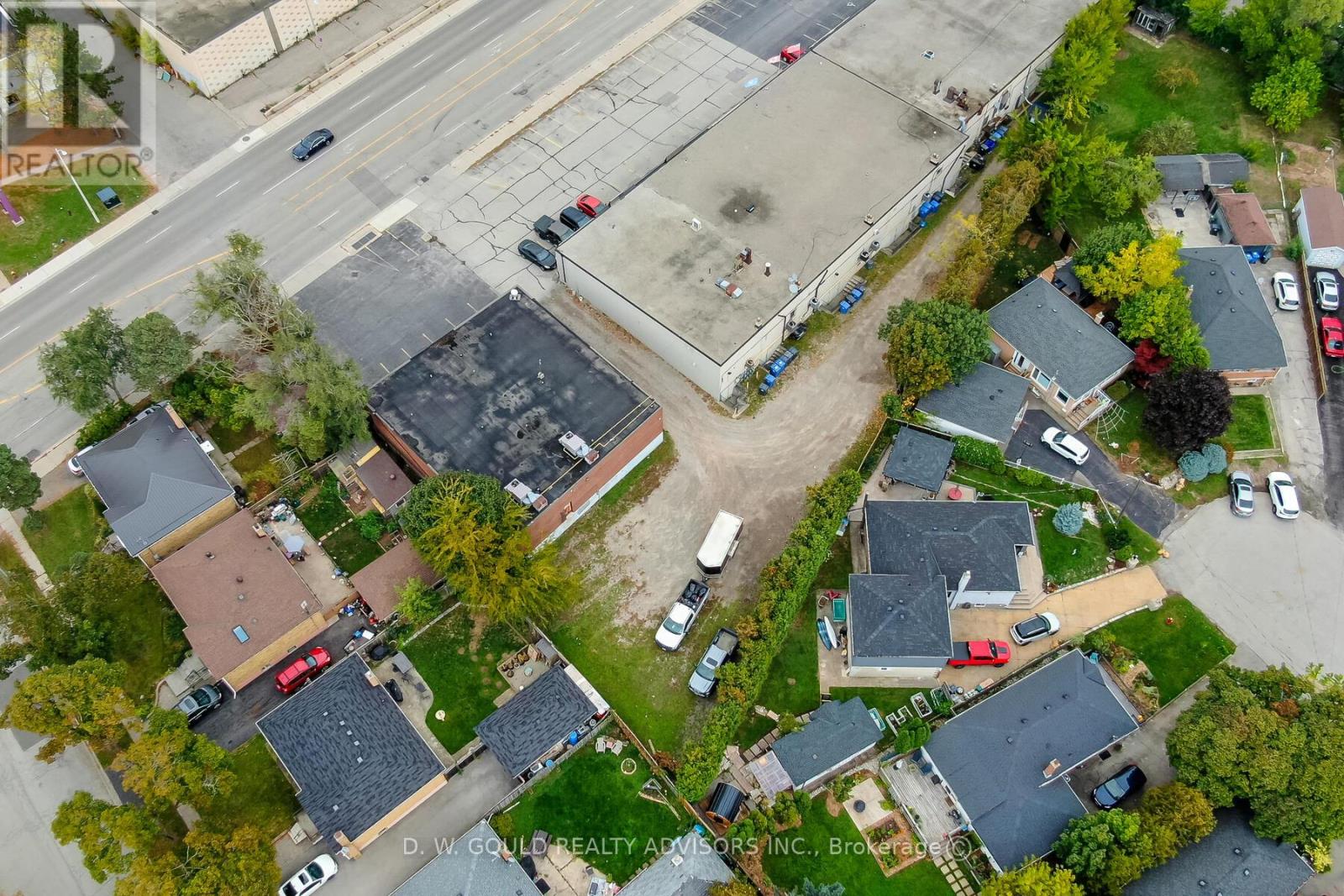 130-136 Speers Road, Oakville, Ontario  L6K 2E7 - Photo 10 - W12509666