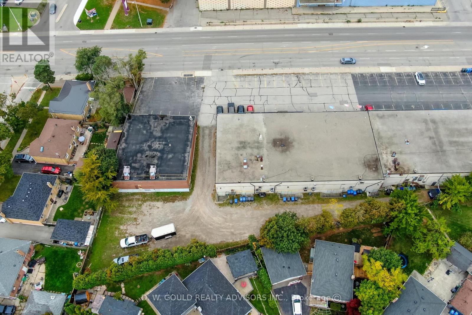 130-136 Speers Road, Oakville, Ontario  L6K 2E7 - Photo 11 - W12509666