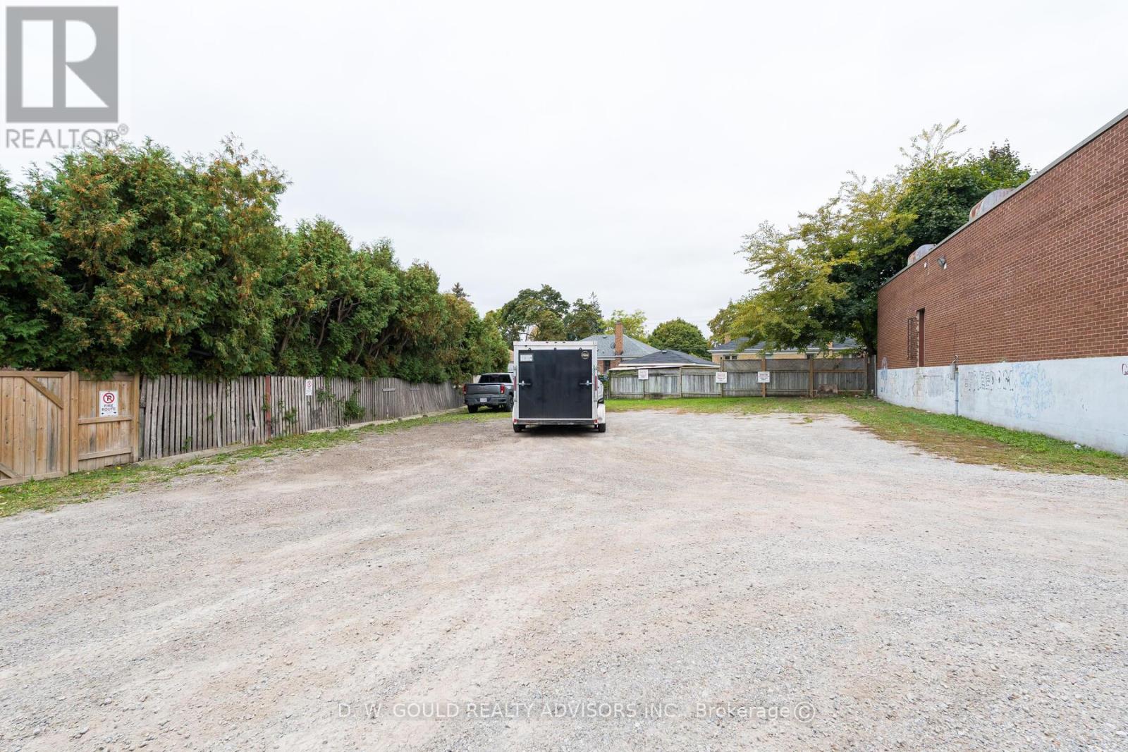 130-136 Speers Road, Oakville, Ontario  L6K 2E7 - Photo 21 - W12509666