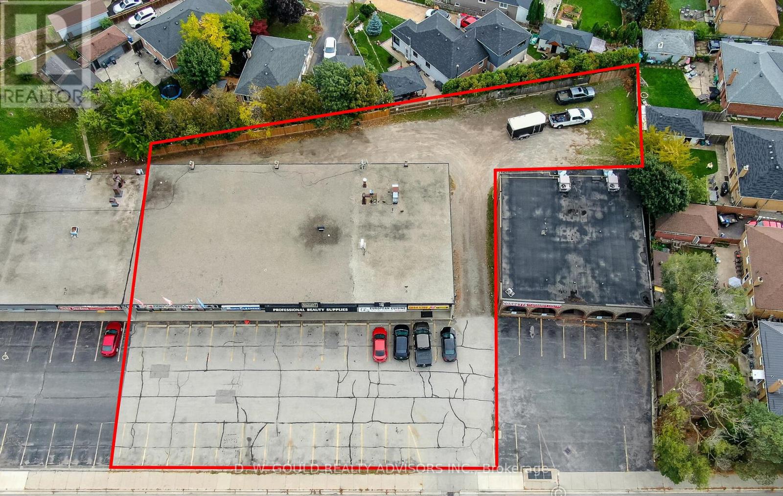 130-136 Speers Road, Oakville, Ontario  L6K 2E7 - Photo 4 - W12509666