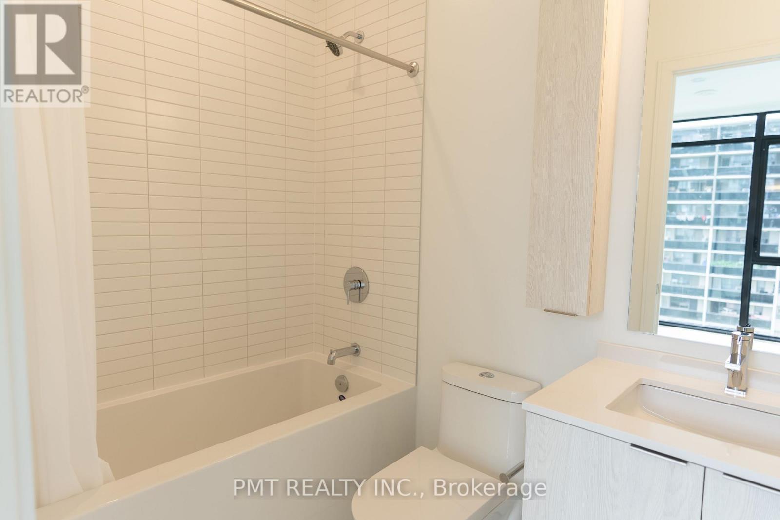 717 - 86 Dundas Street E, Mississauga, Ontario  L5A 1W4 - Photo 7 - W12509668