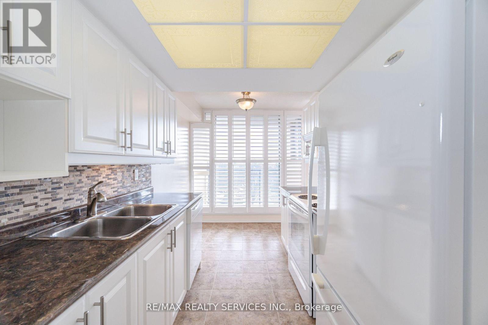 411 - 20 Cherrytree Drive, Brampton, Ontario  L6Y 3V1 - Photo 17 - W12509700