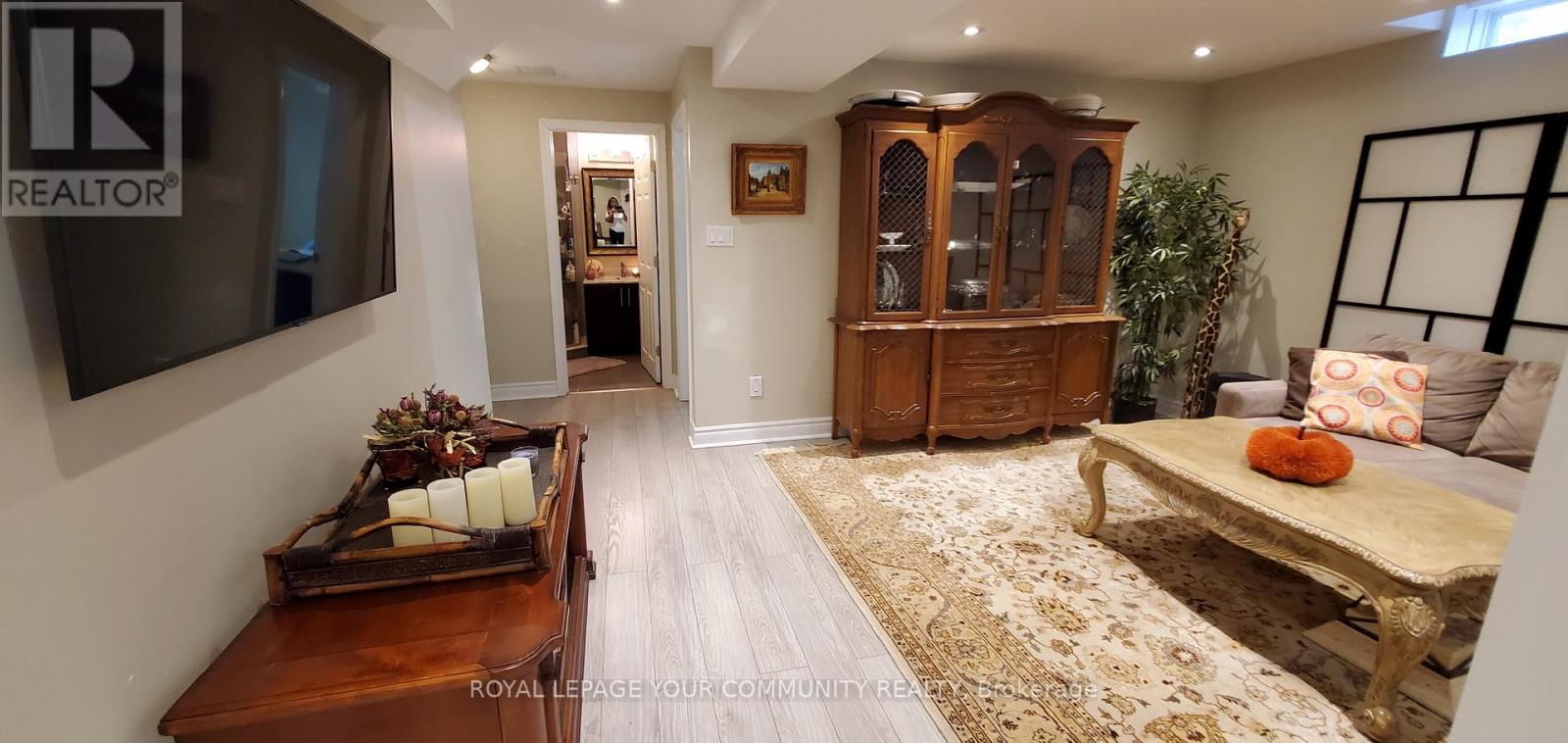 61 Nightstar Drive, Richmond Hill, Ontario  L4C 8H8 - Photo 36 - N12462721