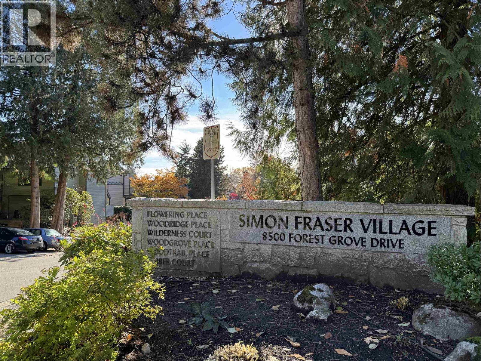 8557 Woodridge Place, Burnaby, British Columbia  V5A 4B3 - Photo 1 - R3064398