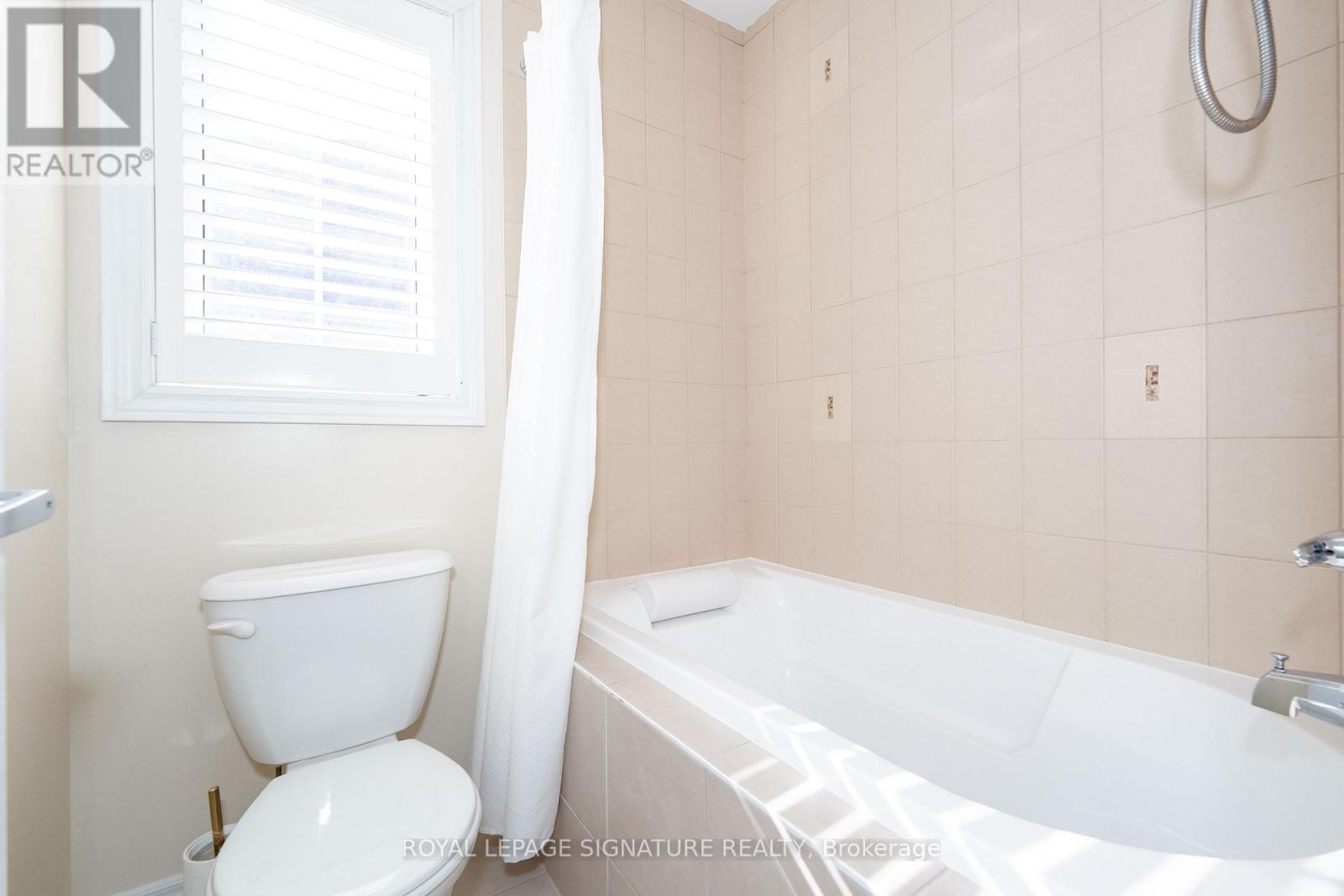 68 Lady Angela Lane, Vaughan, Ontario  L6A 4S7 - Photo 26 - N12502182