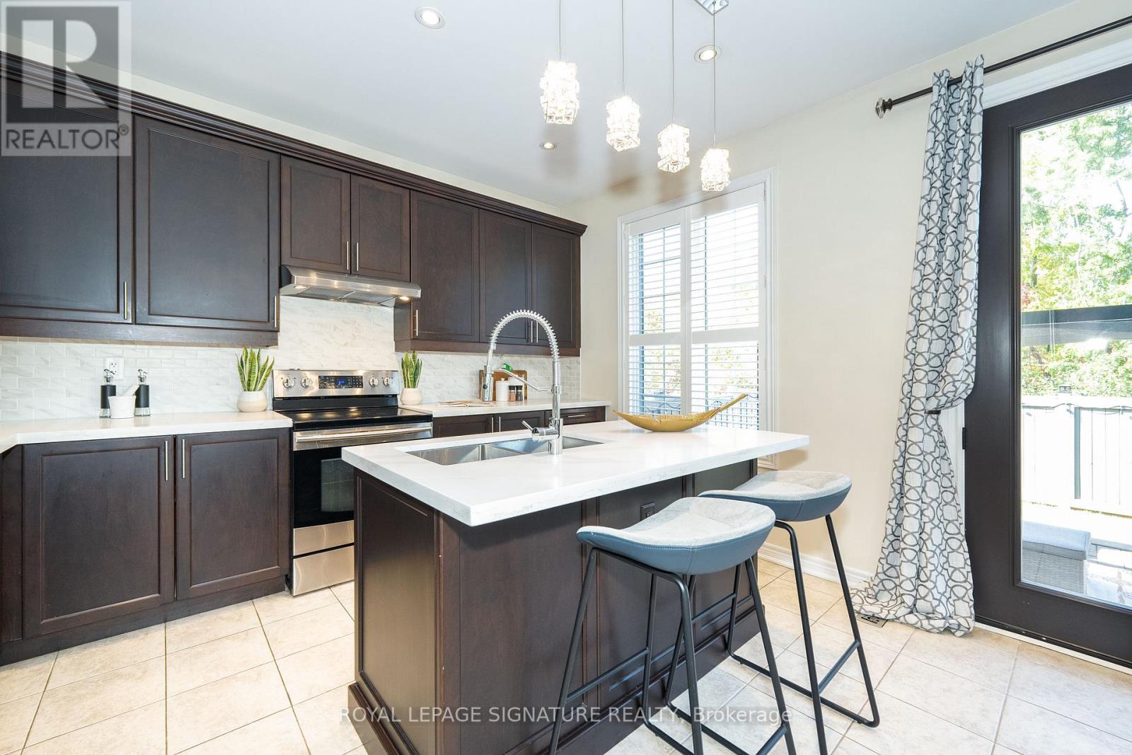 68 Lady Angela Lane, Vaughan, Ontario  L6A 4S7 - Photo 19 - N12502182