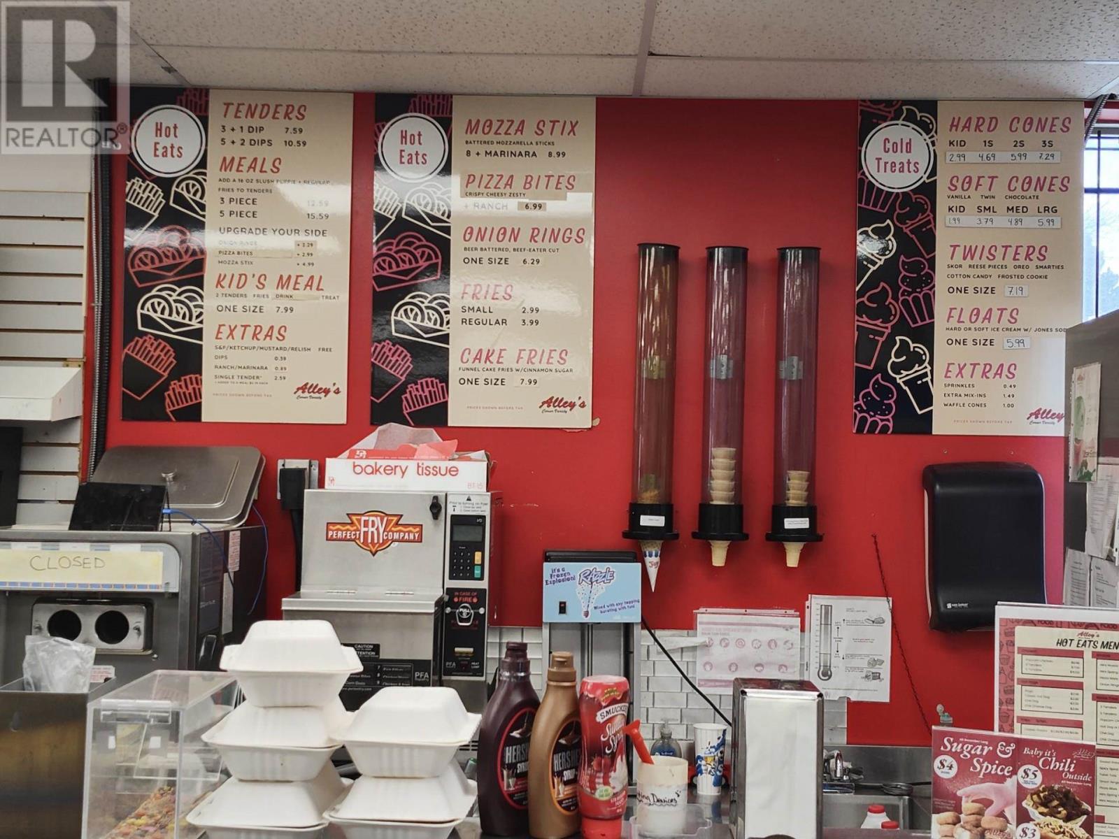 700 Franklin Street, Thunder Bay, Ontario P7E 1R9 - Photo 3 - TB243735