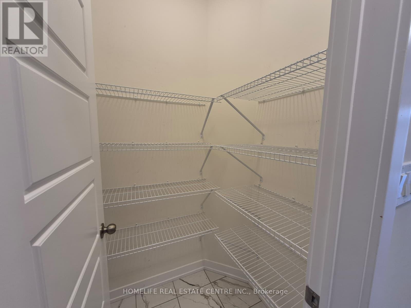 22 Monteith Drive, Brantford, Ontario  N3T 0W6 - Photo 13 - X12509502