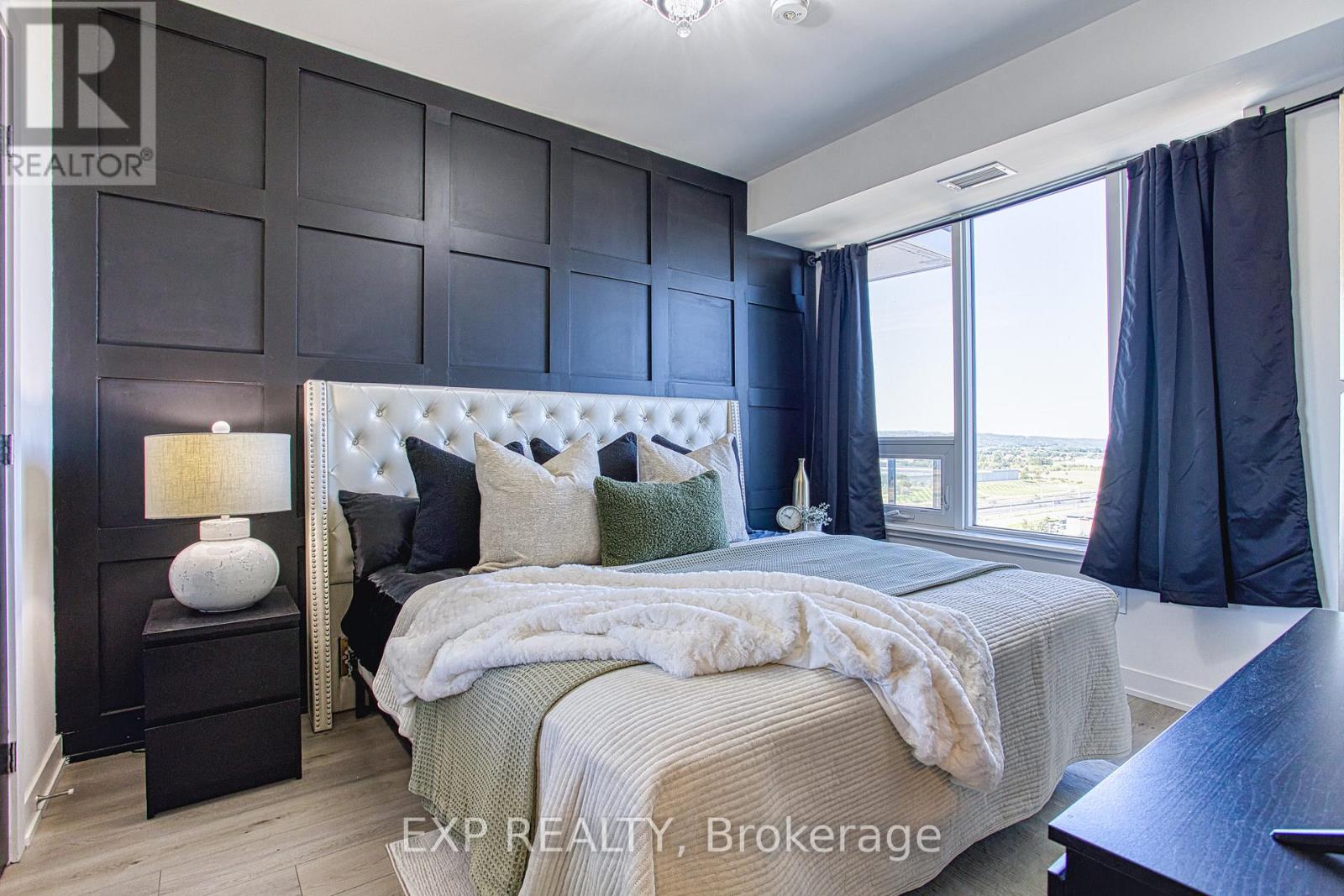 1204 - 385 Winston Road, Grimsby, Ontario L3M 0J3 - Photo 7 - X12509516