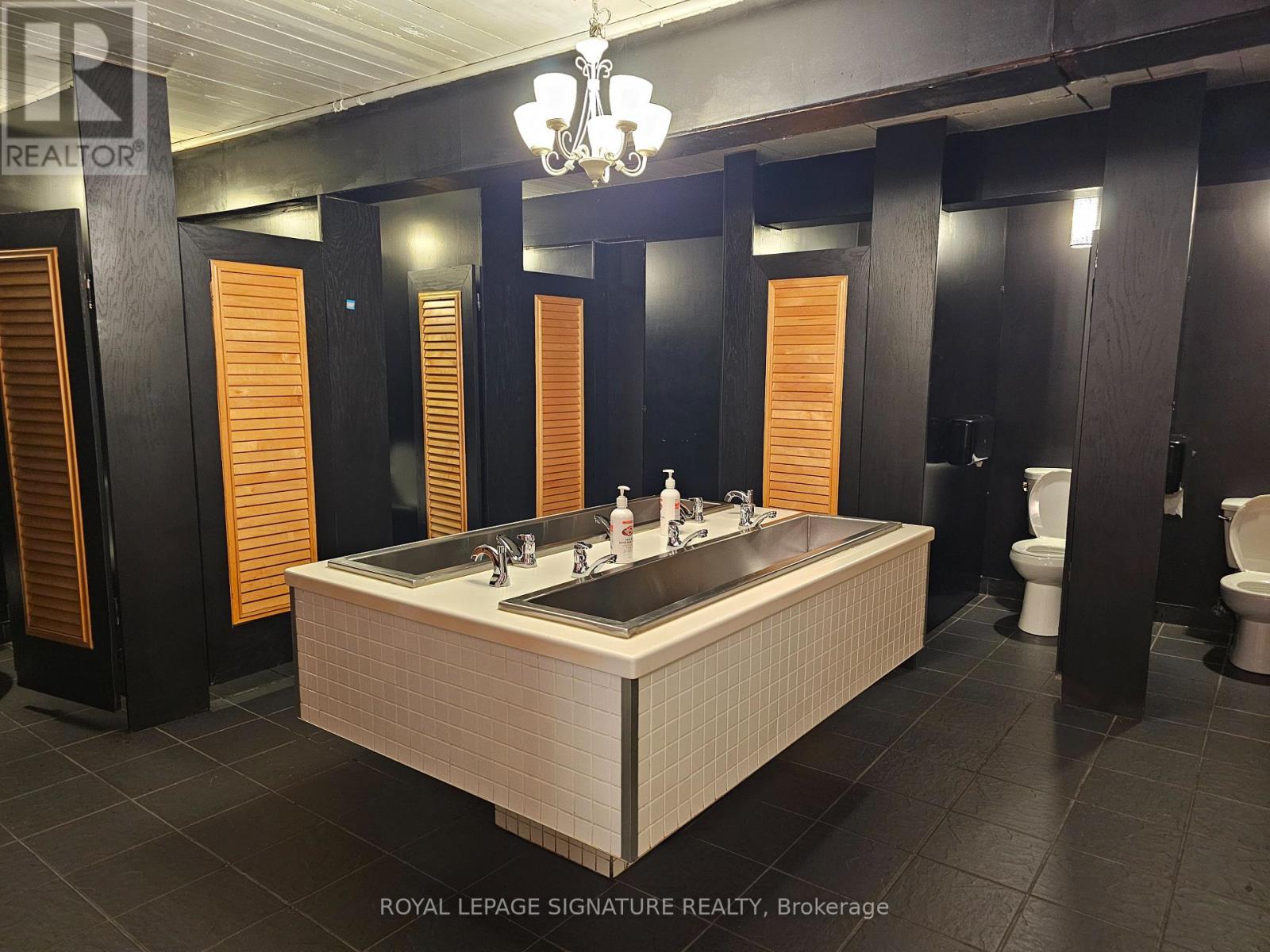 545 Richmond Street, London East, Ontario N6A 3E9 - Photo 15 - X12509540