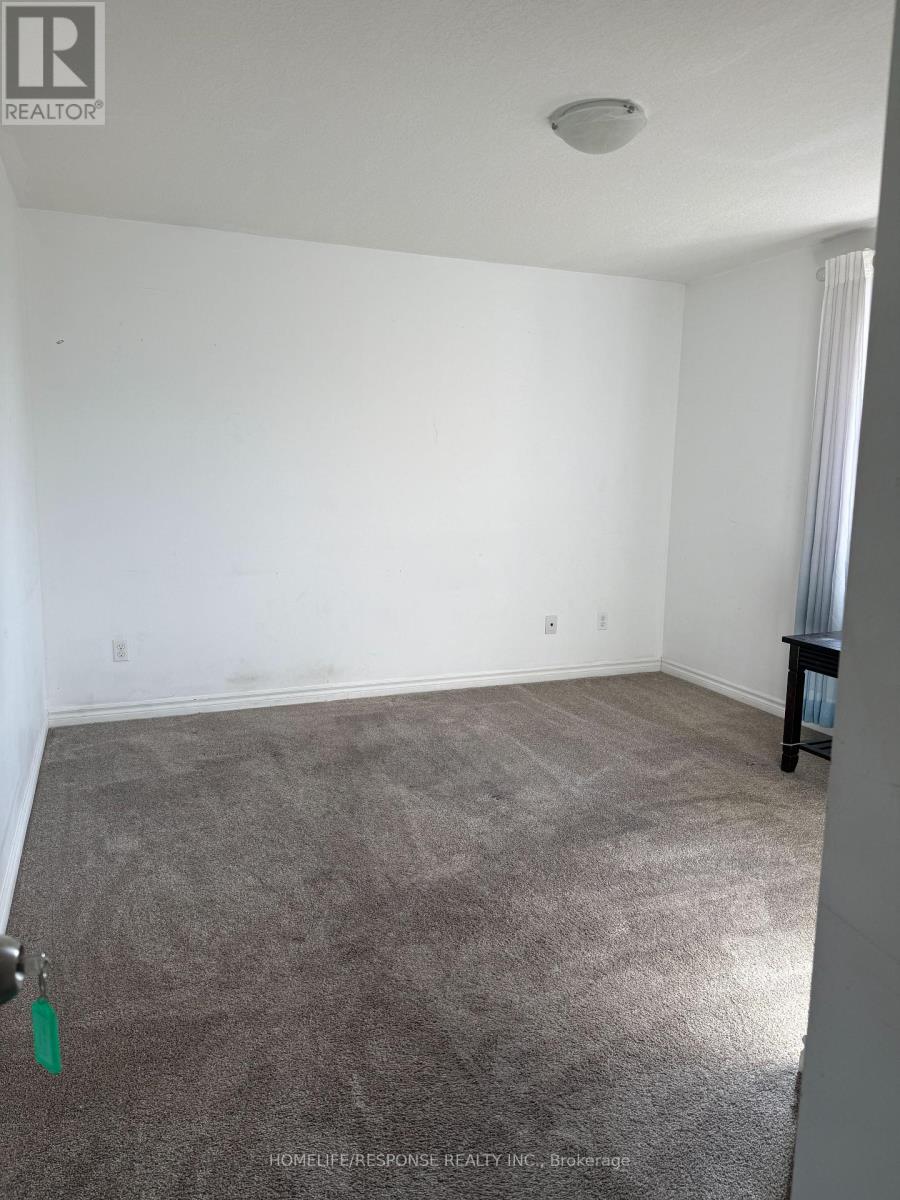 27 - 960 Bitterbush Crescent, London North, Ontario N6H 0G1 - Photo 13 - X12509554