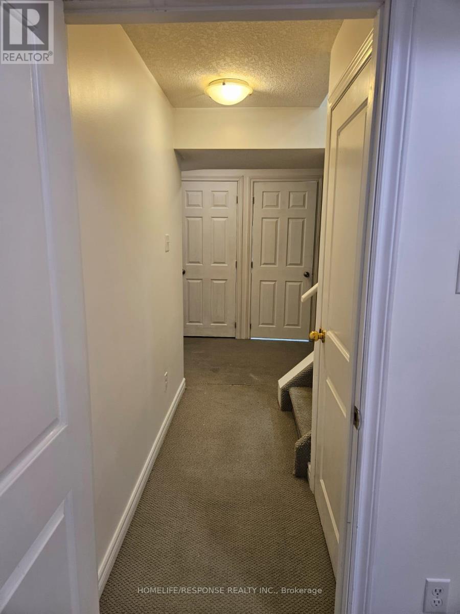 27 - 960 Bitterbush Crescent, London North, Ontario N6H 0G1 - Photo 20 - X12509554