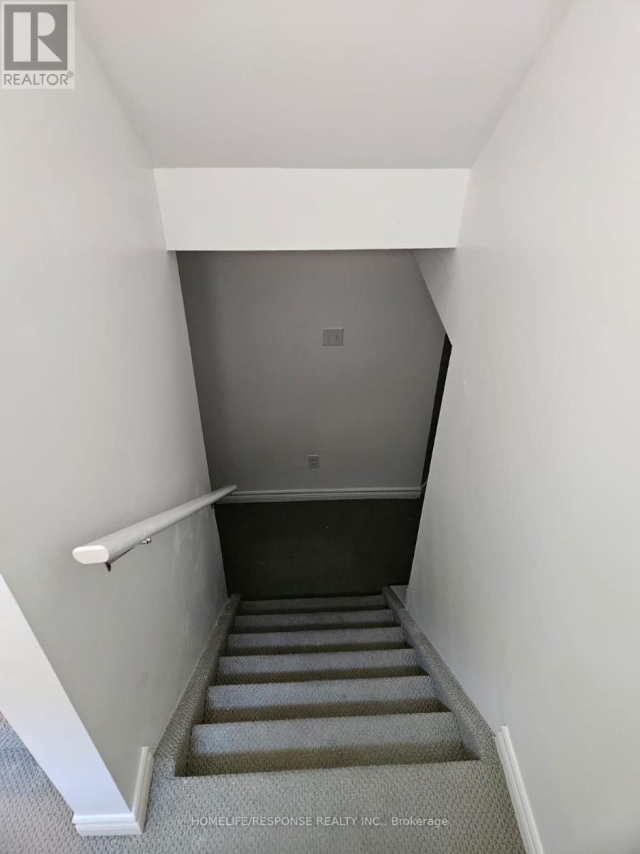 27 - 960 Bitterbush Crescent, London North, Ontario N6H 0G1 - Photo 21 - X12509554