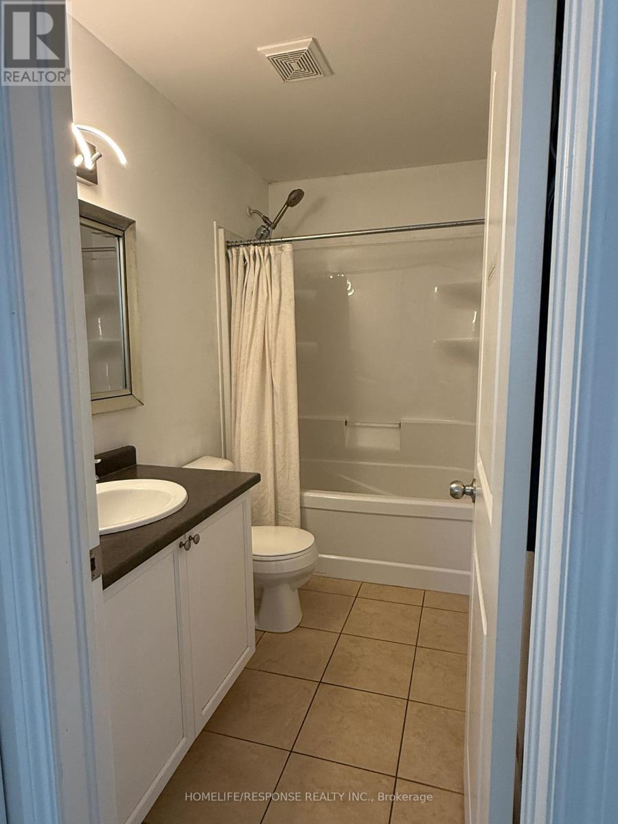 27 - 960 Bitterbush Crescent, London North, Ontario N6H 0G1 - Photo 26 - X12509554