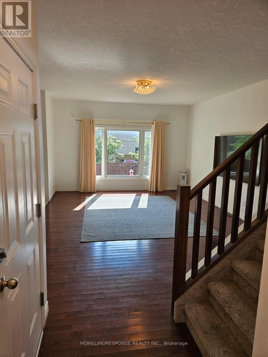 27 - 960 Bitterbush Crescent, London North, Ontario N6H 0G1 - Photo 3 - X12509554