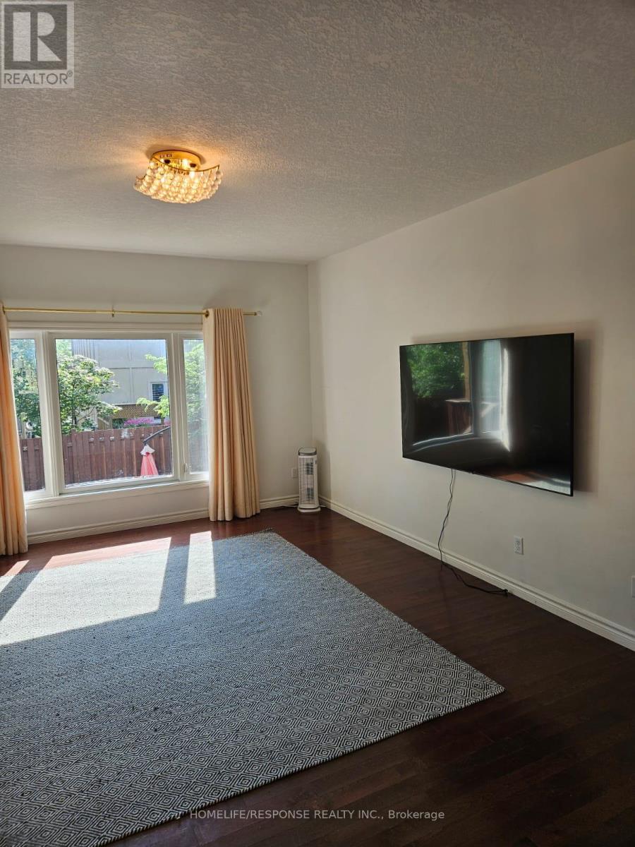 27 - 960 Bitterbush Crescent, London North, Ontario N6H 0G1 - Photo 4 - X12509554