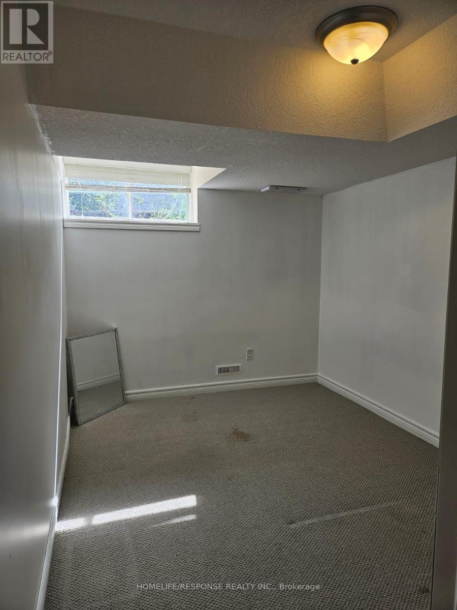 27 - 960 Bitterbush Crescent, London North, Ontario N6H 0G1 - Photo 7 - X12509554