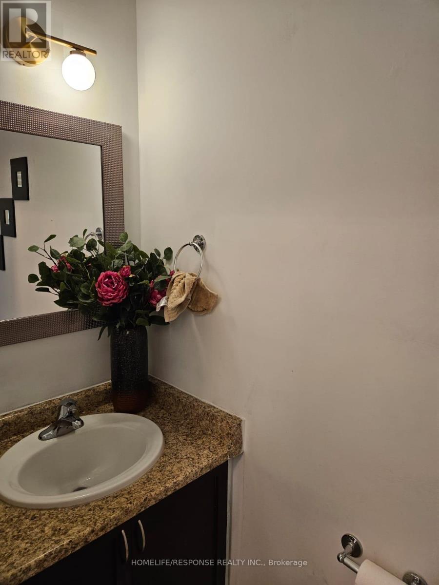 27 - 960 Bitterbush Crescent, London North, Ontario N6H 0G1 - Photo 9 - X12509554