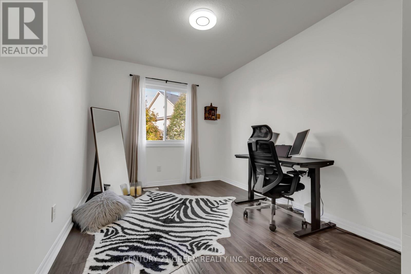 54 Rockcliffe Drive E, Kitchener, Ontario  N2R 1W5 - Photo 17 - X12509578