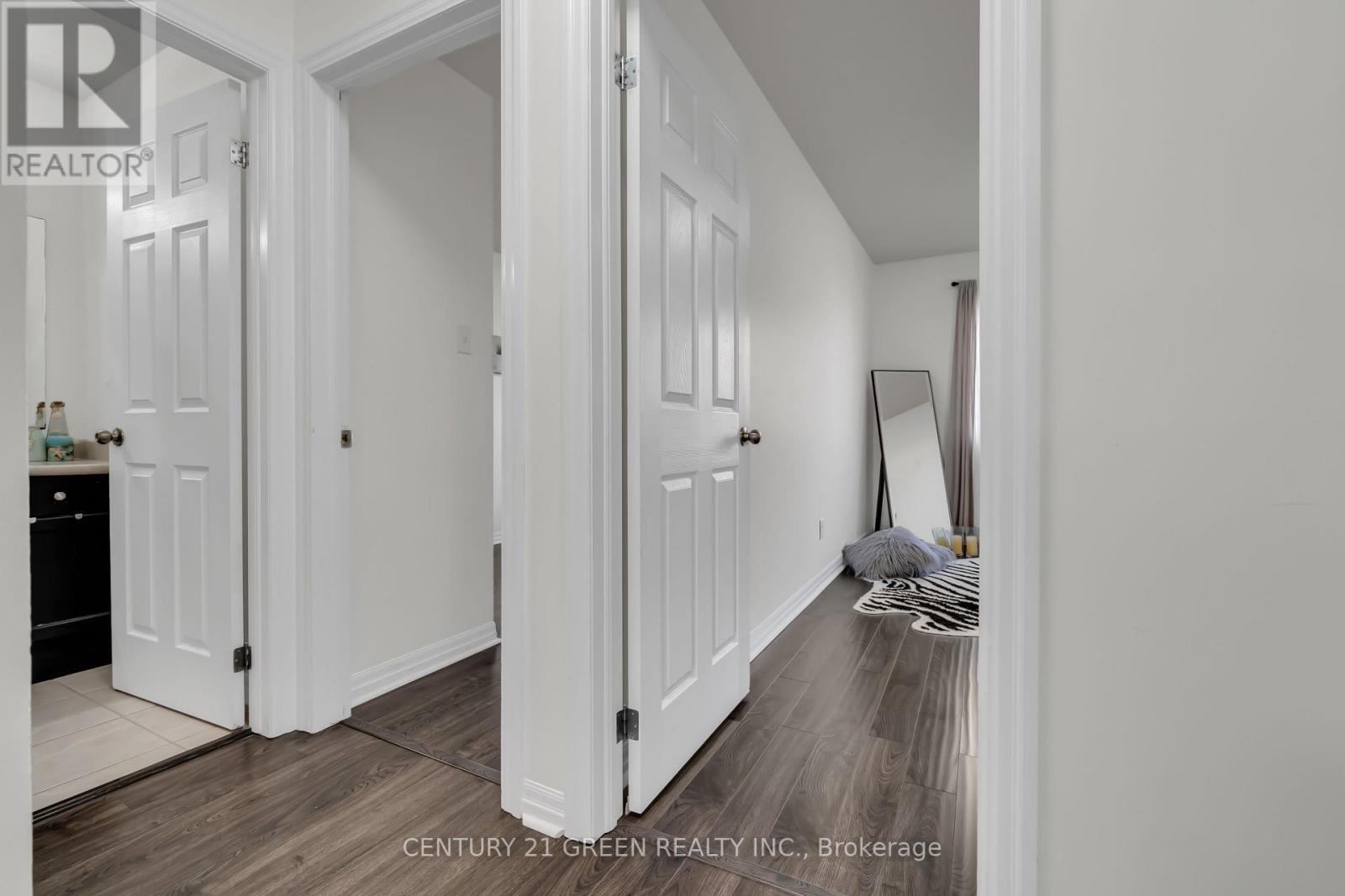 54 Rockcliffe Drive E, Kitchener, Ontario  N2R 1W5 - Photo 20 - X12509578